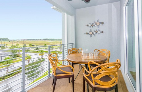 Kissimmee Casa | Deluxe Apartment at Storey Lake only 10 minutes from Disney SL4751-402