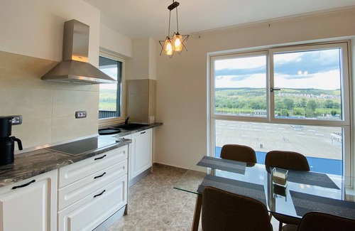 Floresti Apartamento | Deluxe Apartment with balcony and private parking in Colvmna Residence