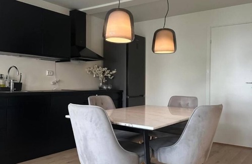 Stavanger Apartamento | Apartamento de lujo central de 2 dormitorios con vistas y garaje subterráneo