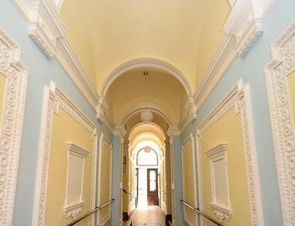 Mala Strana Apartamento | Deluxe Charles Bridge Apt Old Town, Garden View, city centre