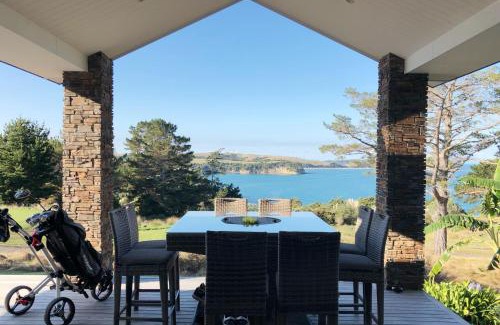 Gulf Harbour Casa | Deluxe Coastal Home & Award-winning Golf