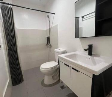 Minglanilla Apartamento | Deluxe Cozy Corner Studio