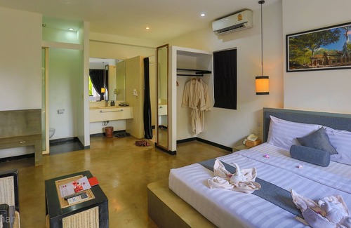 Siem Reap Complejo | Deluxe Double with balcony - Free pick up