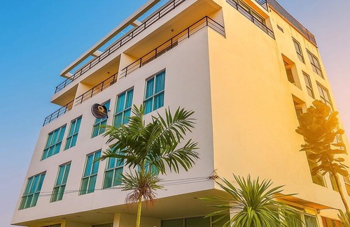 Khlong Toei Casa | Deluxe Double Delight | Sleek Comfort in the City