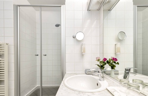Sindelfingen Apartamento | Deluxe double room for a maximum of 2 people
