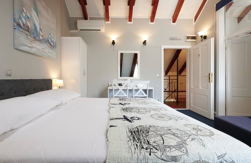 Trogir Hotel | Habitación doble de lujo en el centro histórico de Trogir