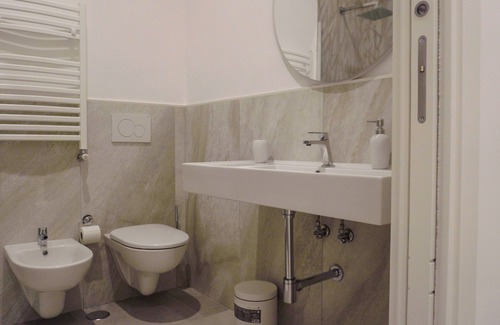 Rione XVIII Castro Pretorio Casa | Deluxe Double with Balcony (#102)