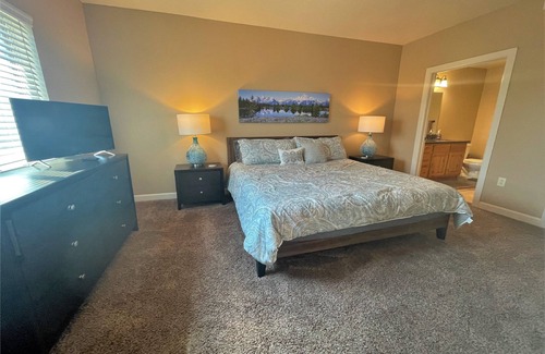 Fairpark Condominio | Deluxe Downtown Condo Close to Everything!