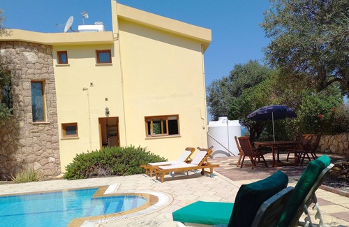 Esentepe Villa | Deluxe executive seaside villa with 3 bedrooms and private pool
