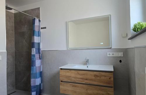 Schwedelbach Apartamento | Deluxe Ferienwohnung am Rande des Pfälzer Waldes