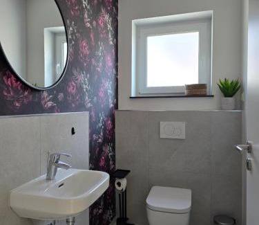 Schwedelbach Apartamento | Deluxe Ferienwohnung am Rande des Pfälzer Waldes