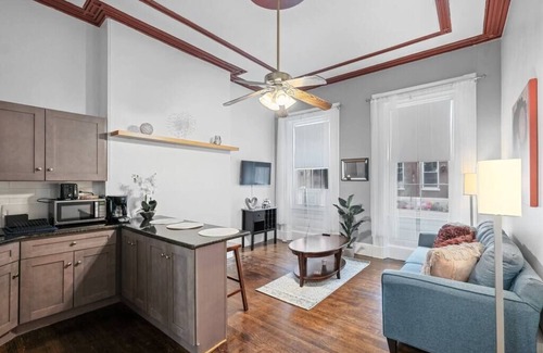 Washington Square West Apartamento | Deluxe Flat Near Everything