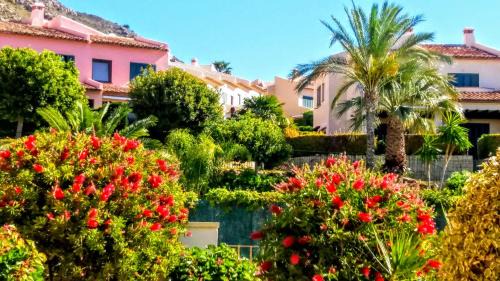 Golf Bahia Apartamento | Deluxe garden flat near Terra-Mítica