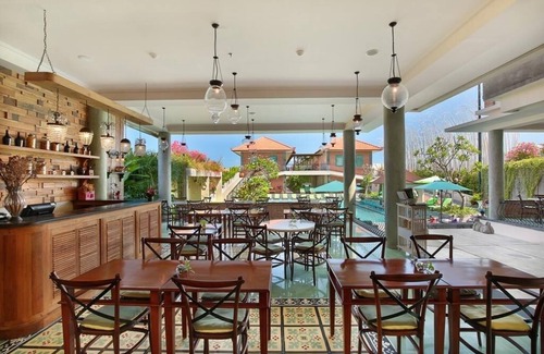 Petitenget Casa | Deluxe Garden Near Beach + Desayuno