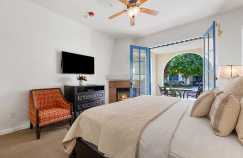 La Quinta Apartamento | Deluxe King Casita Condo with Access to Outdoor Resort-Style Pool condo