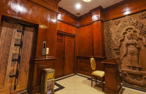 Taphul Village Area Casa | Deluxe King Pool View en el hotel temático Angkor Year