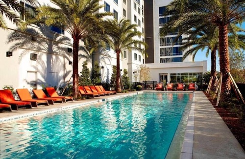 Lake Nona Medical City Apartamento | Deluxe King Room Near VA Medical Center ORL