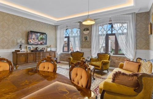 Brasov City Centre Apartamento | Deluxe Kronhouse