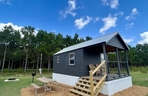 Bolivia Alquiler De RV | Deluxe Loft Cabin - Upscale Cozy Loft Cabin