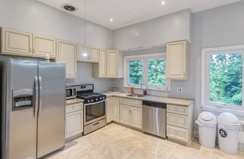 Paramus Casa | Deluxe Luxury Villa 20 Minutes From New York City