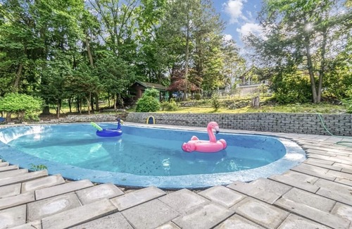 Paramus Casa | Deluxe Luxury Villa 20 Minutes From New York City