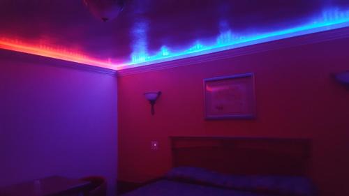 Downey Hotel | Deluxe Motel, Los Angeles Area