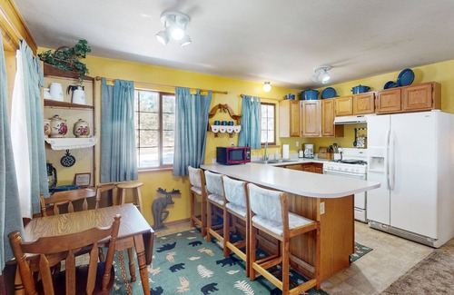 Westcliffe Casa | Deluxe mountain cabin with scenic views, woodstove, W/D, & grill - dog friendly