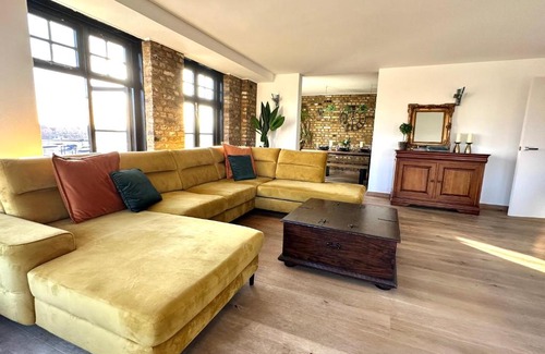 Wapping Apartamento | Deluxe penthouse riverside view 2 bedroom flat with lift - old industrial factory warehouse
