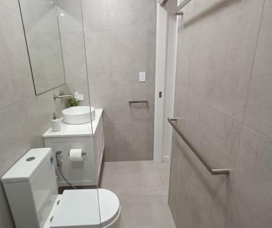 Holmview Apartamento | Deluxe Queen Studio New