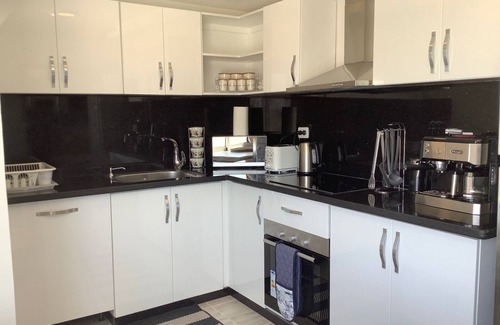 Al Ahyaa Apartamento | Deluxe Roof Top Villa-Huge Patio-Beach Club Access