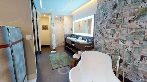 Felipe Carrillo Puerto Hotel | Deluxe Room at Garza Blanca Cancun