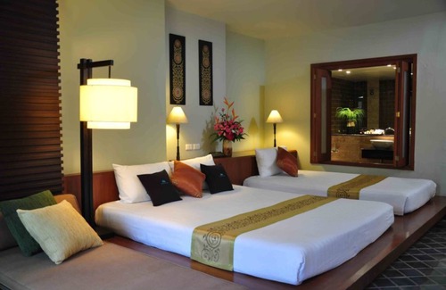 Patong Hotel | Habitación Triple Real Deluxe # 05