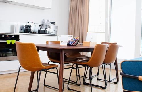 Saint-Josse-ten-Noode Apartamento | Deluxe Serviced Residence w/ Terrace § Parking