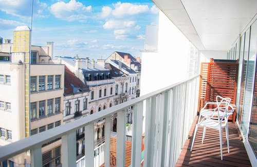 Saint-Josse-ten-Noode Apartamento | Deluxe Serviced Residence w/ Terrace § Parking