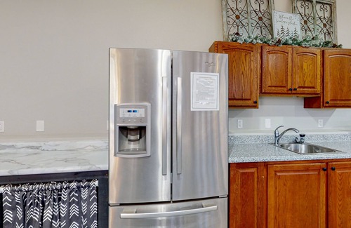 Deadwood Casa | Deluxe spacious home w/private indoor pool, 2 hot tubs, game room, fireplaces
