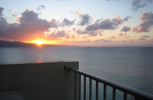 Coral Gardens Condominio | Deluxe Studio Condo Overlooking Bay