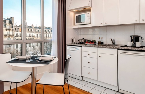 Quartier de la Roquette Apartamento | Deluxe Studio Located Between Bastille Marais