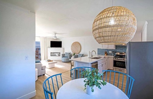 Shelter Cove Condominio | Deluxe Suite | Full Kitchen | Jacuzzi | Rm 9