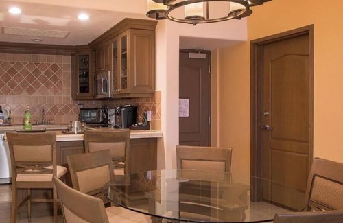 Loreto Villa | Deluxe Suite