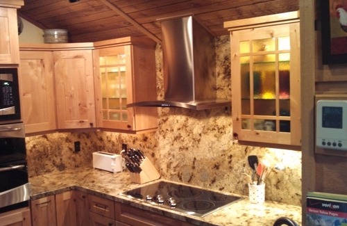 Mammoth Lakes Condominio | Deluxe Tri-Nivel de casa de pueblo en el hermoso SnowcreekMammoth CA