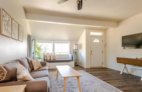 Los Alamos Casa | Den Street Cottage