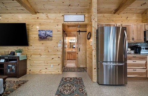 Rockport Casa | .Dena`ina Cottage - 2 Bed 2 Bath Pet Friendly