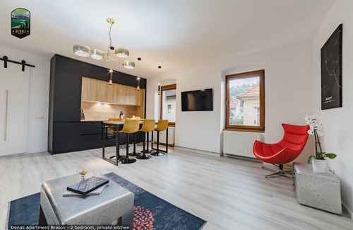 Brasov Apartamento | Denali - Old Town Modern, Airy