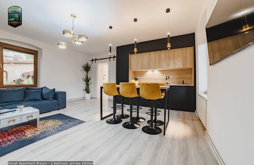Brasov Apartamento | Denali - Old Town Modern, Airy