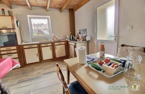 Tredrez-Locquemeau Casa | Denise et Jean - Tredrez Locquemeau