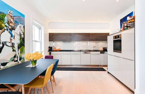 Thamesfield Apartamento | Deodar Road | Pro-Managed