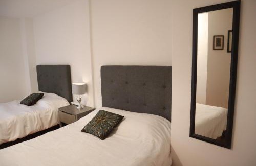 Bosques de las Lomas Apartamento | Depa en Bosques de las Lomas con lindo jardin