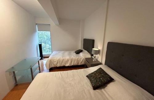 Bosques de las Lomas Apartamento | Depa en Bosques de las Lomas con lindo jardin
