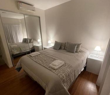 San Nicolas de los Arroyos Apartamento | Departamento en Plaza Mitre, inmejorable!