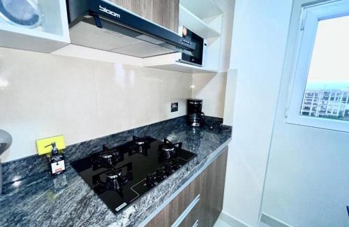 Santa Cruz Apartamento | Departamentos cerca del Aeropuerto y sobre AV con Piscina WiFi Moderno